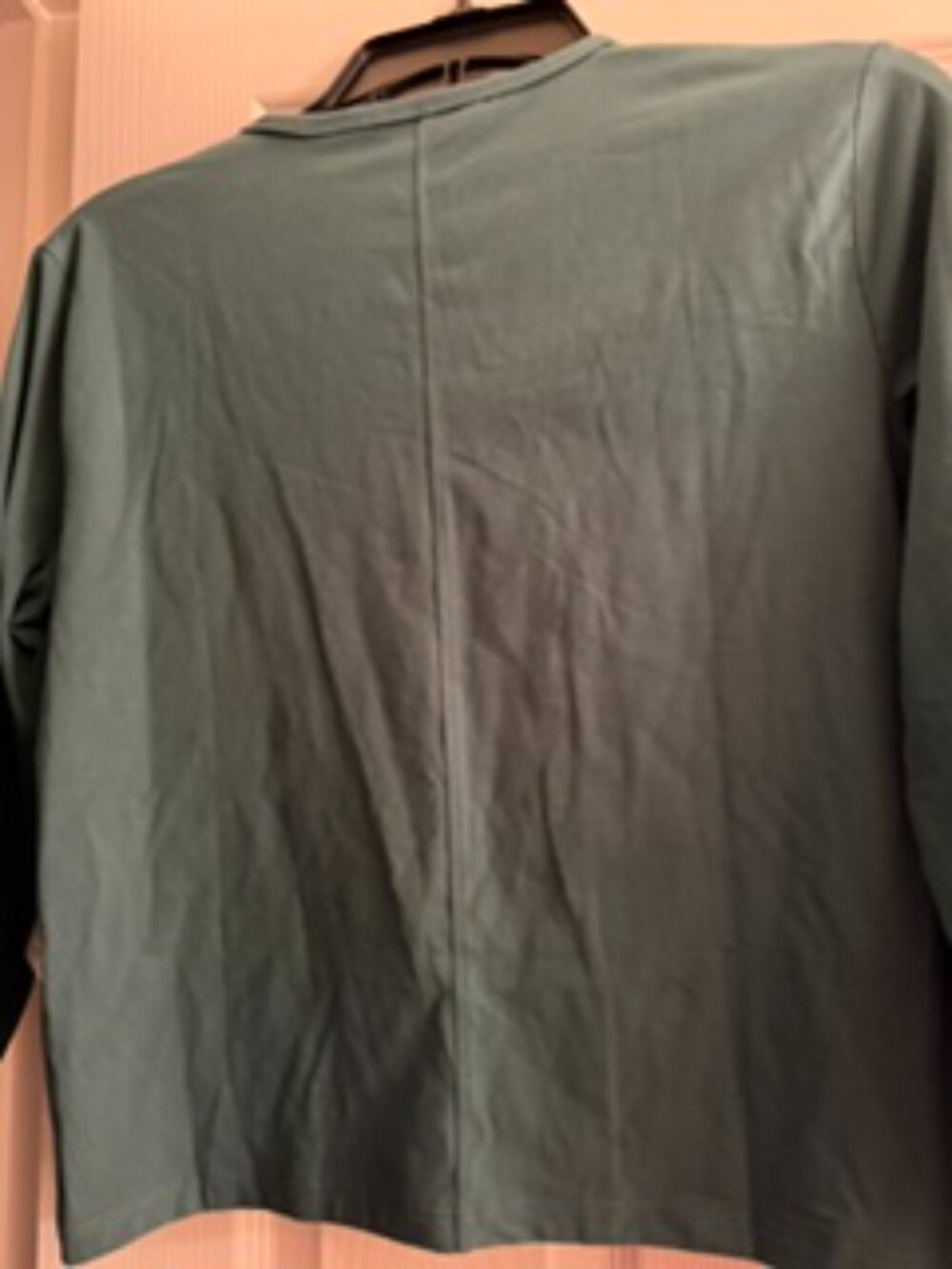 Athleta essential tee - Picture 4 of 5